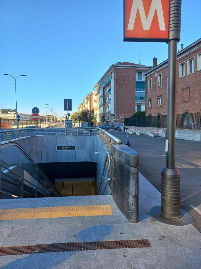 都灵A Due Passi Metro Italia '61公寓 外观 照片